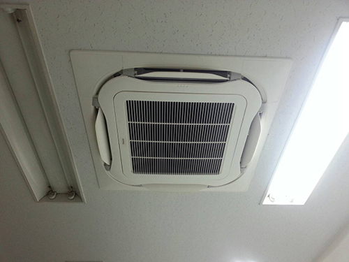 4方向別々に風向設定ができます
