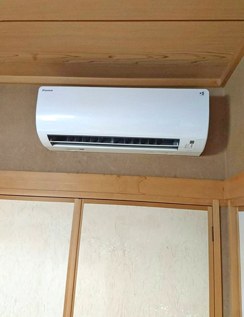 壁掛形室内機の交換1台目