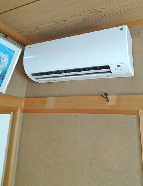 壁掛形室内機の交換2台目