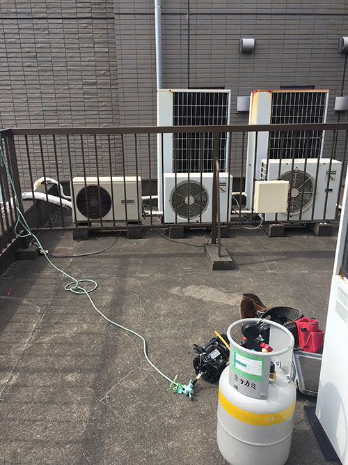 室外機施工前