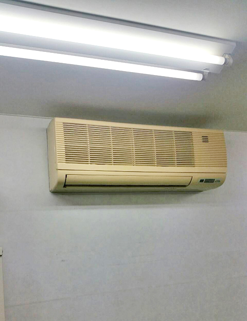 室内機撤去前1台目