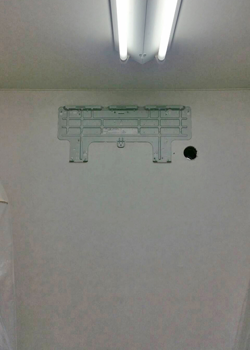 室内機穴開け