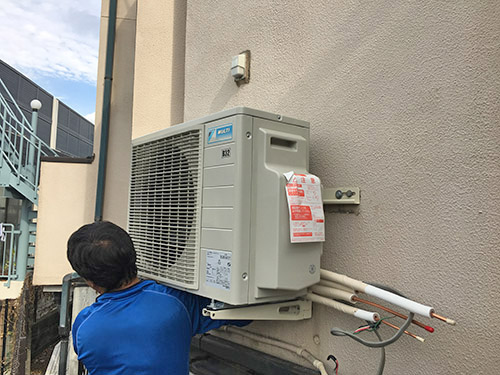 室外機設置完了