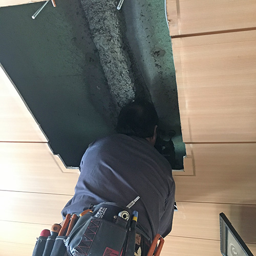 本体吊り設置
