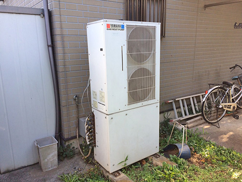 ガスエアコンの室外機