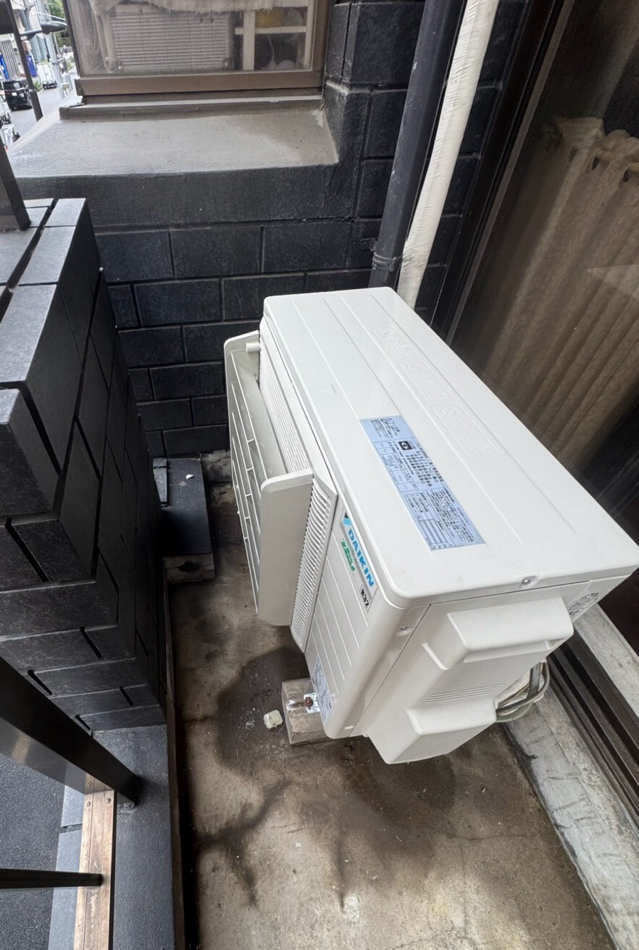 交換後のダイキンEcoZEAS室外機