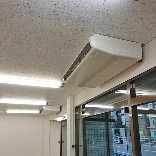 東京都江東区のビルテナントにて三菱重工製天井吊形一方向エアコンの入替え工事【業務用エアコン】
