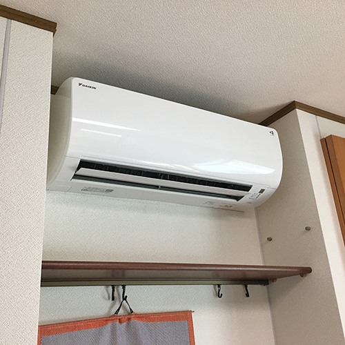 東京都杉並区のマンションにてダイキン製マルチエアコンとパナソニック製ルームエアコンの入替え工事【ハウジングエアコン／ルームエアコン】