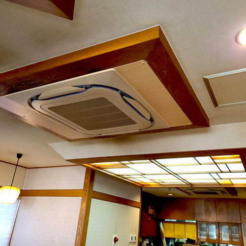 東京都大田区の飲食店にてダイキン製天井カセット形ラウンドフローエアコン入替え工事【業務用エアコン】